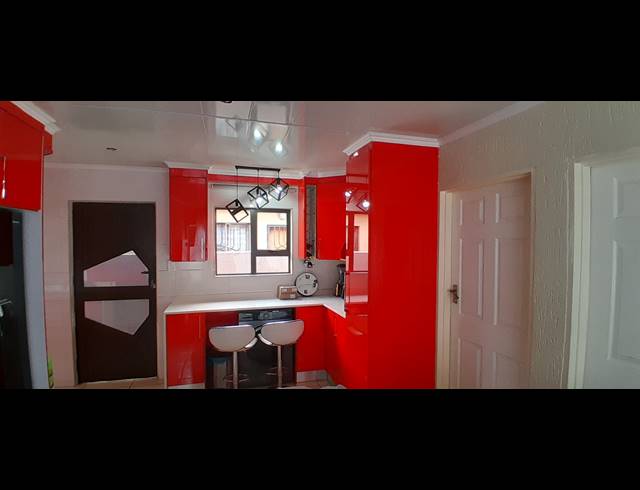 3 BEDROOM HOUSE FOR SALE IN WINDMILL PARK